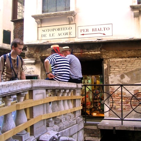 On our walking tour of Venice. | Photo: Julia della Croce/Forktales
